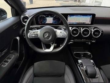 Mercedes Klasa A W177/V177 Hatchback 1.3 200 163KM 2019 Mercedes-Benz Klasa A A200 163KM 7G-DCT AMG-Line FULL Led SSU 1.3, zdjęcie 19