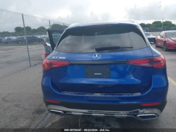 Mercedes GLC C254/X254 2023 Mercedes-Benz GLC 2023r, 300, 4matic, 2.0L 2.0 Benzyna 255KM, zdjęcie 7