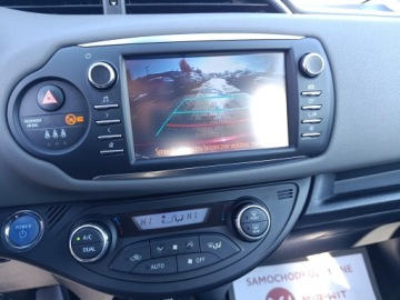 Toyota Yaris III 2017 Toyota Yaris Hybrid 100 Premium EU6 III (2011-2019, zdjęcie 35