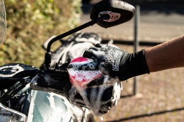 Губка для мытья мотоциклов Muc OFF в вакуумной упаковке