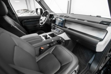 Land Rover Defender IV (L663) Hard Top 90 3.0D R6 250KM 2025 Land Rover Defender 110 3.0D 250KM S. Gwarancja., zdjęcie 16