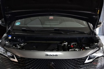 Peugeot 3008 II Plug-In Hybrid Facelifting 1.6 HYBRID4 300KM 2023 Peugeot 3008 1.6 Hybrid4 GT FulLED Navi Masaze Kam.El.Fot.Pol Skora Webast, zdjęcie 7