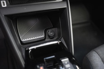 Citroen C4 III SUV 1.2 PureTech 130KM 2022 Citroen C4 1.2 PureTech, Salon Polska, zdjęcie 19