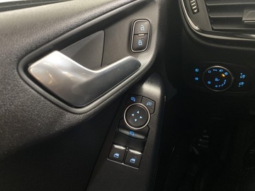 Ford Fiesta VIII Hatchback 3d 1.1 85KM 2018 Ford Fiesta 1.1 SYNC Edition Mk8 (2017-) Ford Fies, zdjęcie 19
