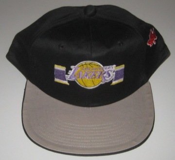 NBA - LOS ANGELES LAKERS - CZAPKA Z DASZKIEM