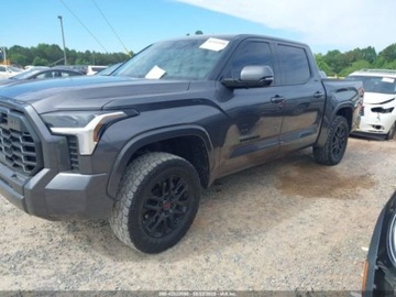Toyota Tundra II 2022 Toyota Tundra SR5 2022, od ubezpieczalni 3.4 Benzyna 389KM, zdjęcie 3