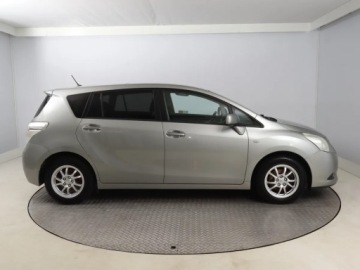 Toyota Verso Minivan 1.8 Valvematic 147KM 2012 Toyota Verso 1.8 Valvematic, Salon Polska, GAZ, zdjęcie 5