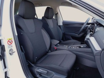 Skoda Octavia IV Liftback 1.5 TSI EVO 150KM 2024 Skoda Octavia 1.5TSI mHEV Selection DSG LED SalonPL ACC Podgrzewane Fotele, zdjęcie 13