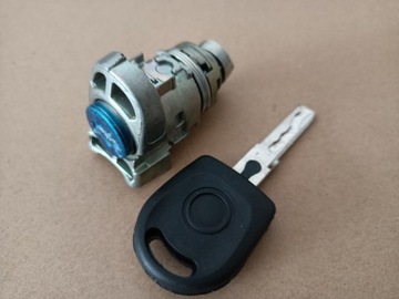 Новая левая дверная блокировка VW Transporter T5