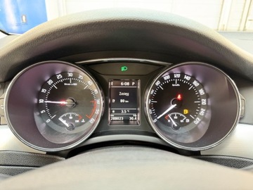 Skoda Superb II Sedan 2.0 TDI CR DPF 140KM 2013 Skoda Superb duze rodzinne kombi w 4x4 z automatyczna skrzynia dsg w bogat, zdjęcie 26