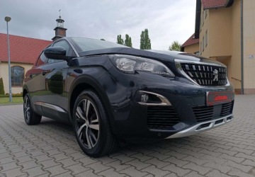 Peugeot 3008 II Crossover 1.2 PureTech 130KM 2017 Peugeot 3008 Bezwypadkowy - serwis - wersja Allure 1.2 Benzyna 131KM, zdjęcie 4
