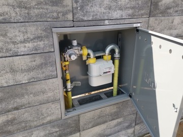 Газовый ящик белый металлический 60х60х25 со спинкой