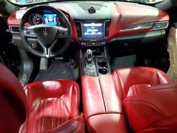 Maserati Levante 2017 Maserati Levante Luxury 2017 3.0 Benzyna 345KM, zdjęcie 8