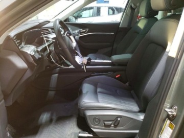 Audi Q8 2024 Audi Q8 e-tron Premium 2024 Elektryczny 402KM, zdjęcie 7