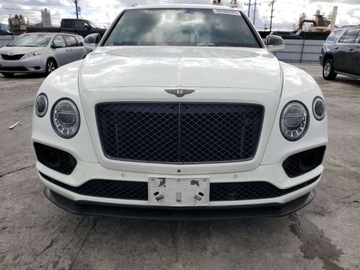 Bentley Bentayga 2019 Bentley Bentayga 2019 4.0l 4.0 Benzyna 542KM, zdjęcie 5