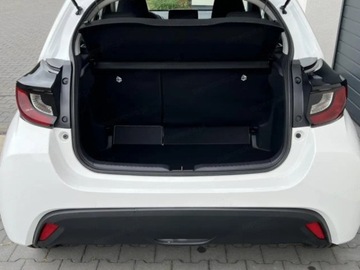 Toyota Yaris IV Hatchback Facelifting 1.5 Hybrid Dynamic Force 116KM 2026 Comfort 1.5 Hybrid 116KM | Tempomat adaptacyjny!, zdjęcie 13