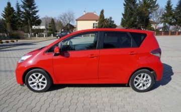 Toyota Verso-S 2014 Toyota Verso S Bezwypadkowa Serwisowana 1-Wlasciciel Navi Kamera Panorama, zdjęcie 2