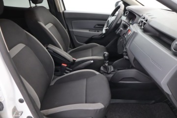 Dacia Duster II SUV 1.6 SCe 115KM 2018 Dacia Duster 1.6 SCe, Salon Polska, VAT 23%, zdjęcie 8