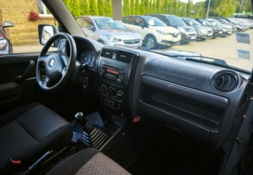 Suzuki Jimny III Standard 1.5 TD 86KM 2006 Suzuki Jimny Suzuki Jimny 1.5 JLX Comfort diesel 1.5 Diesel 86KM, zdjęcie 5
