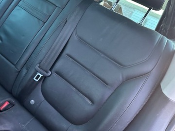 POHOVKA ZADNÍ KŮŽE ČERNÁ PODPORA SEDAČKA VW TOUAREG 7P EU