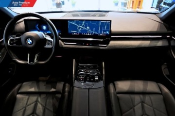 BMW Seria 5 G90-91 Touring 2.0 520d 197KM 2024 BMW Seria 5 520d xDriveFV23Repair InclusiveAdaptacyjny Reflektor LEDM Sport, zdjęcie 9