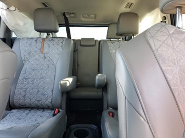 Toyota Highlander III 2022 Toyota Highlander Hybrid XLE 2022 2.5l 2.5 Hybryda 243KM, zdjęcie 10