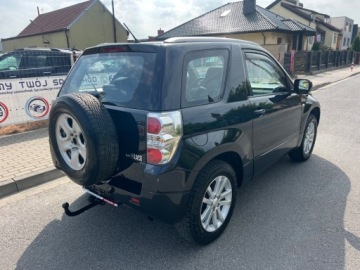 Suzuki Grand Vitara II SUV 1.9 DDiS 129KM 2008 Suzuki Grand Vitara 4X4 KLIMATYZACJA SKORY GRZANE FOTELE EL.SZYBY CENTRALN, zdjęcie 2