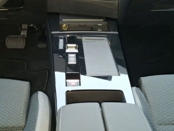 Opel Astra L Sports Tourer 1.2 Turbo 130KM 2025 Od ręki - Edition 1.2 T 130KM, zdjęcie 8