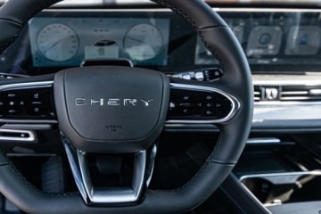 Chery Tiggo 7 SUV PHEV 1.5 T-GDI DHE 279KM 2025 Od ręki - Premium1.5 T-GDI Super Hybrid DHT 279KM, zdjęcie 9