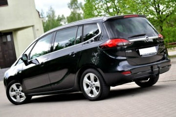 Opel Zafira C Tourer 1.4 Turbo ECOTEC 140KM 2011 Opel Zafira Tourer 1.4T 140KM Xenon 7-Osób, zdjęcie 3