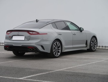 Kia Stinger Liftback 2.0 T-GDi 245KM 2019 Kia Stinger 2.0 T-GDI, Salon Polska, Automat, zdjęcie 4