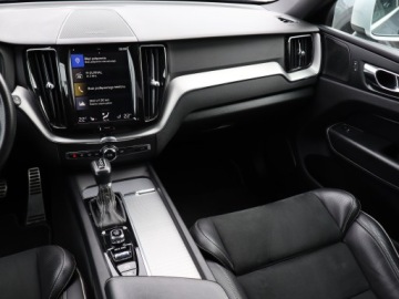 Volvo XC60 II Crossover D4 190KM 2018 Volvo XC60 D4, Salon Polska, Serwis ASO, 187 KM, zdjęcie 7