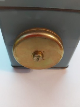 Przełącznik ciśnieniowy XM9-FA12 - Telemecanique