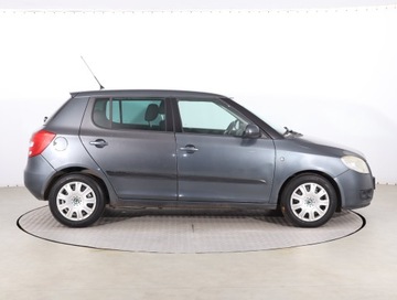 Skoda Fabia II Hatchback 1.2 i HTP 60KM 2009 Skoda Fabia 1.2, Klima, El. szyby, zdjęcie 5