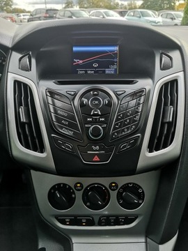 Ford Focus III Kombi 1.0 EcoBoost 125KM 2013 Ford Focus 1.0 12v 125KM Klima Halogeny Isofix Par, zdjęcie 17