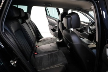 Volkswagen Passat B8 Variant Facelifting 2.0 TDI SCR 150KM 2022 Volkswagen Passat Lift*Elegance*Salon Polska*I, zdjęcie 26