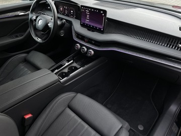 Skoda Superb III Kombi Facelifting 1.5 TSI 150KM 2024 Skoda Superb Selection ! Kamera ! Podgrzewane i We, zdjęcie 5