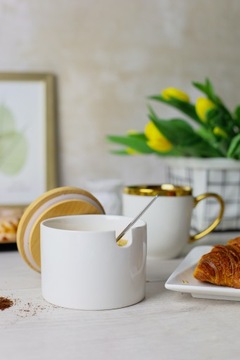 САХАРНИК ФАРФОРОВЫЙ САХАРНИК С БАМБУКОВОЙ КРЫШКОЙ ЛОЖКА