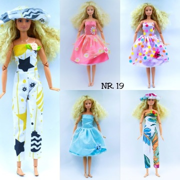 Одежда для кукол - набор из 5 штук.