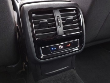 Volkswagen Passat 2022 Volkswagen Passat Variant HAK Faktura VAT Kamera Nawigacja 2.0 Diesel, zdjęcie 21