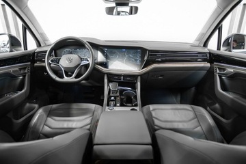 Volkswagen Touareg III SUV 3.0 V6 TSI 340KM 2021 Volkswagen Touareg 3.0 TFSI 340KM. Polska. Ideał., zdjęcie 16