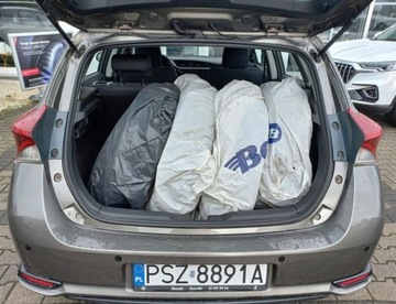Toyota Auris II Hatchback 5d Facelifting 1.6 Valvematic 132KM 2016 Toyota Auris 1,6 16V 132kM Klimatronik,Opony zimowe,Salon Polska 1.6 132KM, zdjęcie 19
