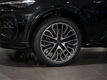 Audi 2025 AUDI Q5 TFSI quattro S line Sportback Suv 2.0 (204KM) 2025, zdjęcie 12