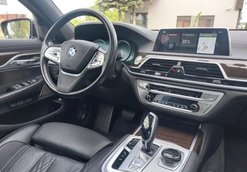 BMW Seria 7 G11-G12 Sedan 750i 450KM 2017 BMW Seria 7 4.4 Benzyna 450KM, zdjęcie 25