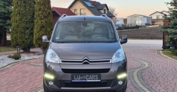 Citroen Berlingo II Van Facelifting 2015 1.6 BlueHDi 100KM 2016 Citroen Berlingo Citroen Berlingo Multispace BlueHDi 100 SELECTION 1.6, zdjęcie 21