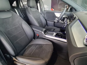 Mercedes GLA II Off-roader Facelifting 2.0 220 190KM 2026 MERCEDES-BENZ GLA 220 4-Matic AMG Line 2.0 190KM, zdjęcie 4