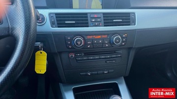 BMW Seria 3 E90-91-92-93 Limuzyna E90 318d 143KM 2010 BMW Seria 3 318 M-pakiet 2.0 Diesel 143KM, zdjęcie 26
