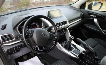 Mitsubishi Eclipse Cross SUV 1.5 T 163KM 2018 Mitsubishi Eclipse Cross Bogato Wyposazony Bezwypadkowy 1.5 Benzyna, zdjęcie 11
