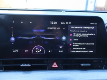 Kia Sportage V SUV 1.6 T-GDI 150KM 2022 Kia Sportage 1.6 T-GDI, Salon Polska, zdjęcie 16