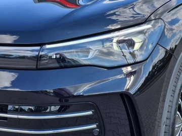 Volkswagen Tiguan II SUV Facelifting 1.5 TSI 150KM 2024 Volkswagen Tiguan Elegance IQ Led- matrix Bogata wersjaHAK DSGmasaze kame, zdjęcie 8